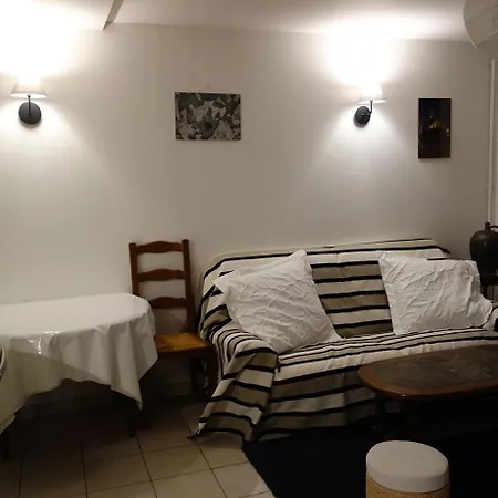 בית נופש Le Logis De Loulou