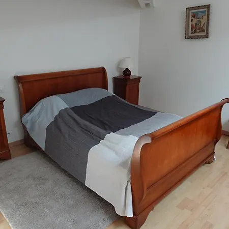 בית נופש Le Logis De Loulou *