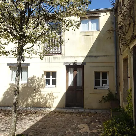 בית נופש Le Logis De Loulou